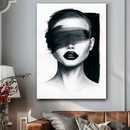 Quadro Decorativo Mulher - Enigma Tons Preto e Branco