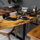 Mesa de Madeira Maciça Oval